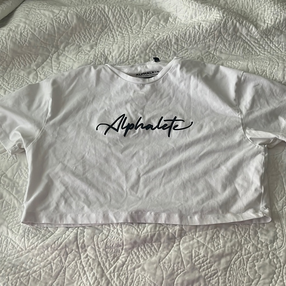 Alphalete crop top